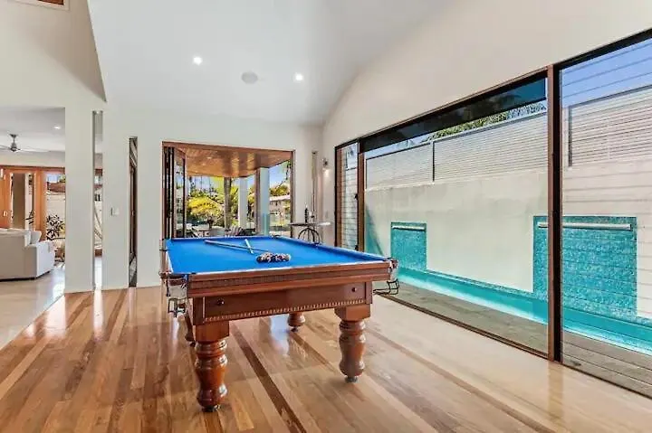Luxurious, Tropical Haven, Mooloolaba- Moonda5 Villa Holiday home Mooloolaba