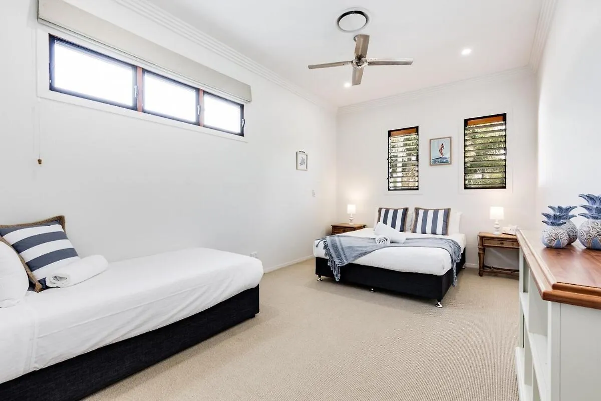 Holiday home Luxurious, Tropical Haven, Mooloolaba- Moonda5 Villa Australia